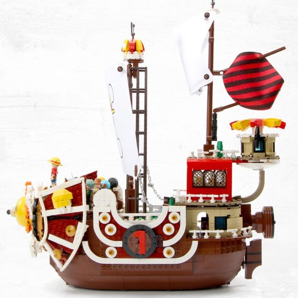 One Piece LARGE 18" Thousand Sunny Boat EPIC Building Blocks Set Luffy S… - Picture 4 of 12